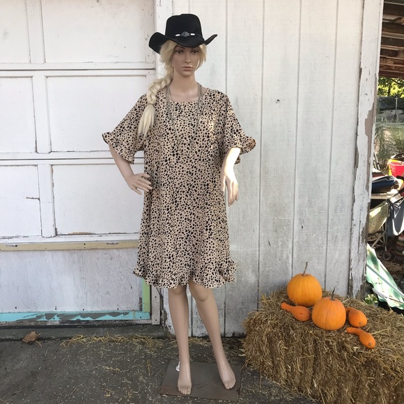 Nwt, cheetah print ruffled trim dress - Picture 12 of 12